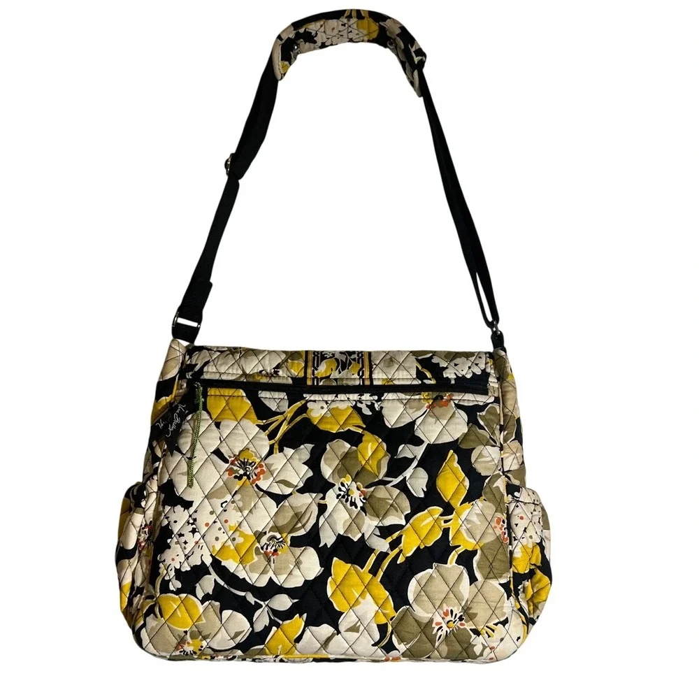 Vera Bradley Quilted Messenger Diaper Bag Tote‎ in Dogwood Print (Retired), NWOT